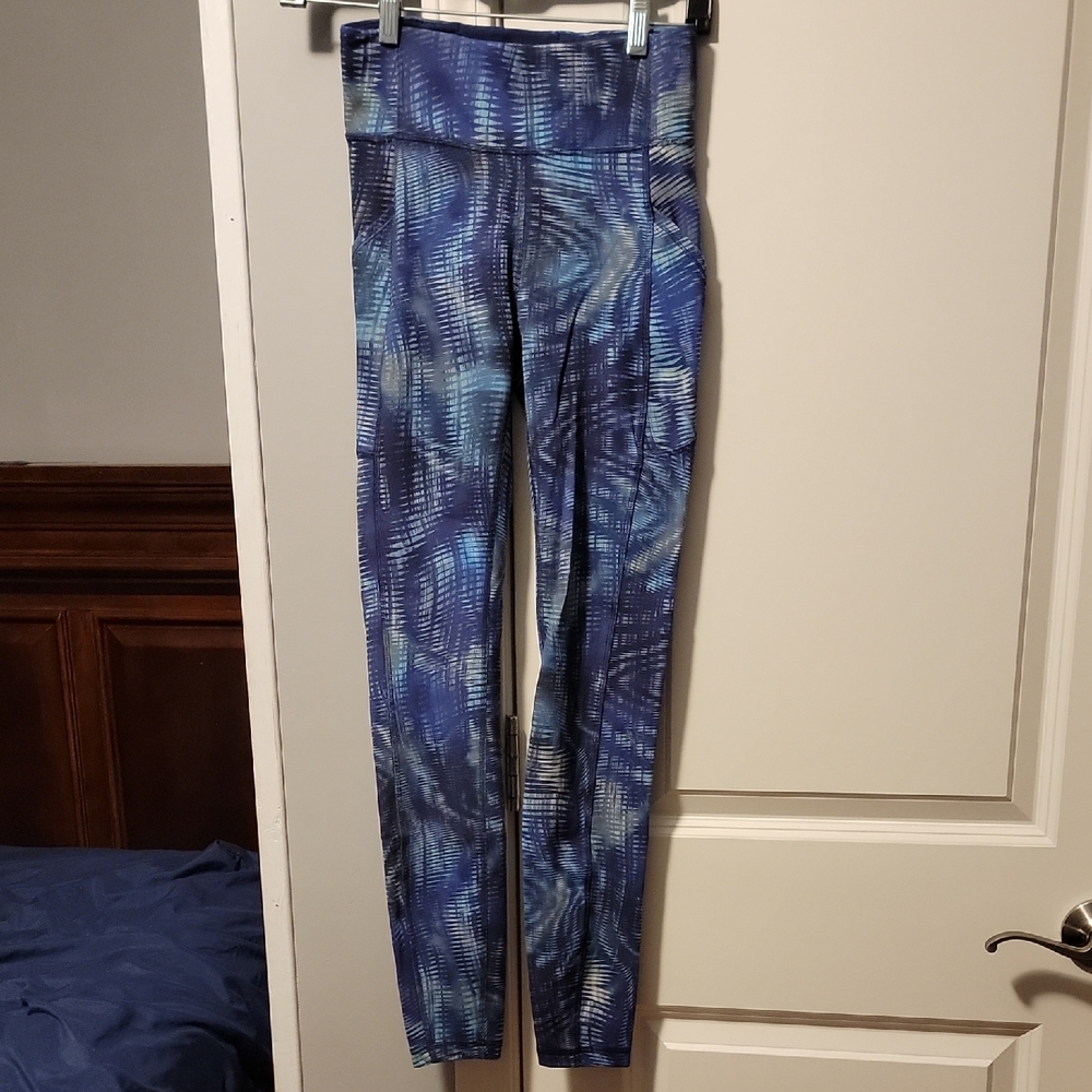 Lululemon Athletica Navy Patterned Leggings